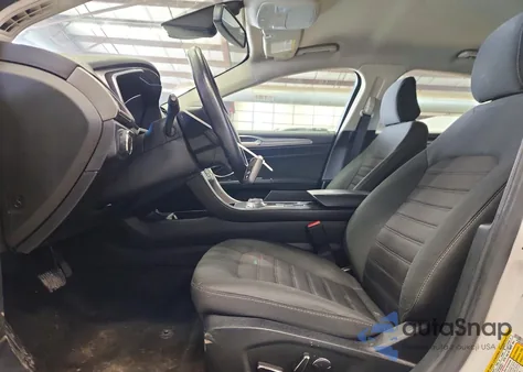 2020 Ford Fusion Se z USA, uszkodzony, nr VIN 3FA6P0HD7LR101835